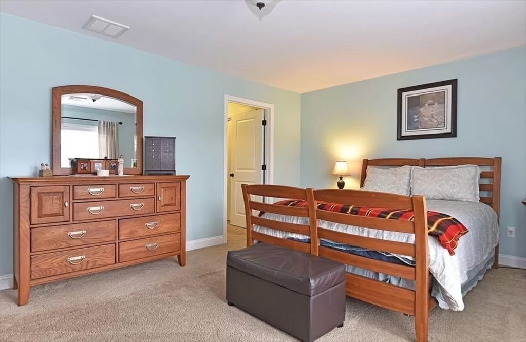 7 Morgans Way Swansea, MA 02777 - Photo 18 of 26 Gallery Image 18