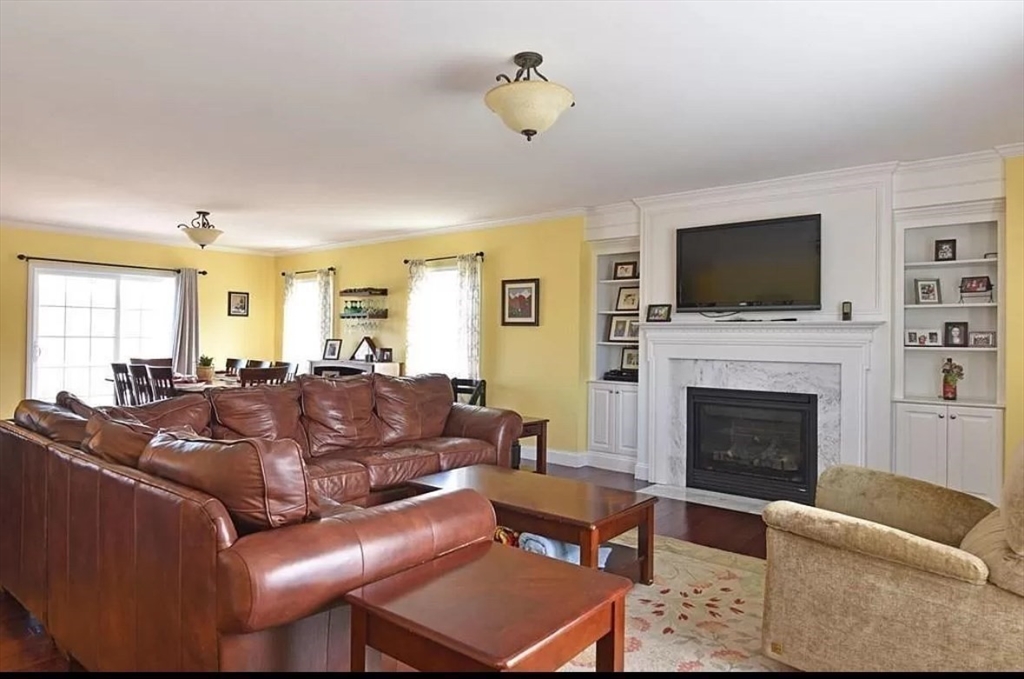 7 Morgans Way Swansea, MA 02777 - Photo 9 of 26 Gallery Image 9