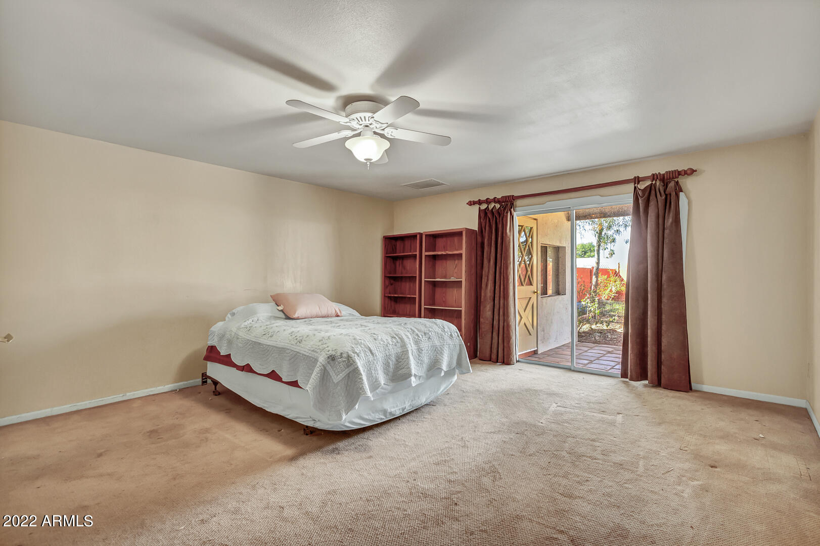 114 East Calavar Road Phoenix, AZ 85022 - Photo 20 of 39 20-Calavar