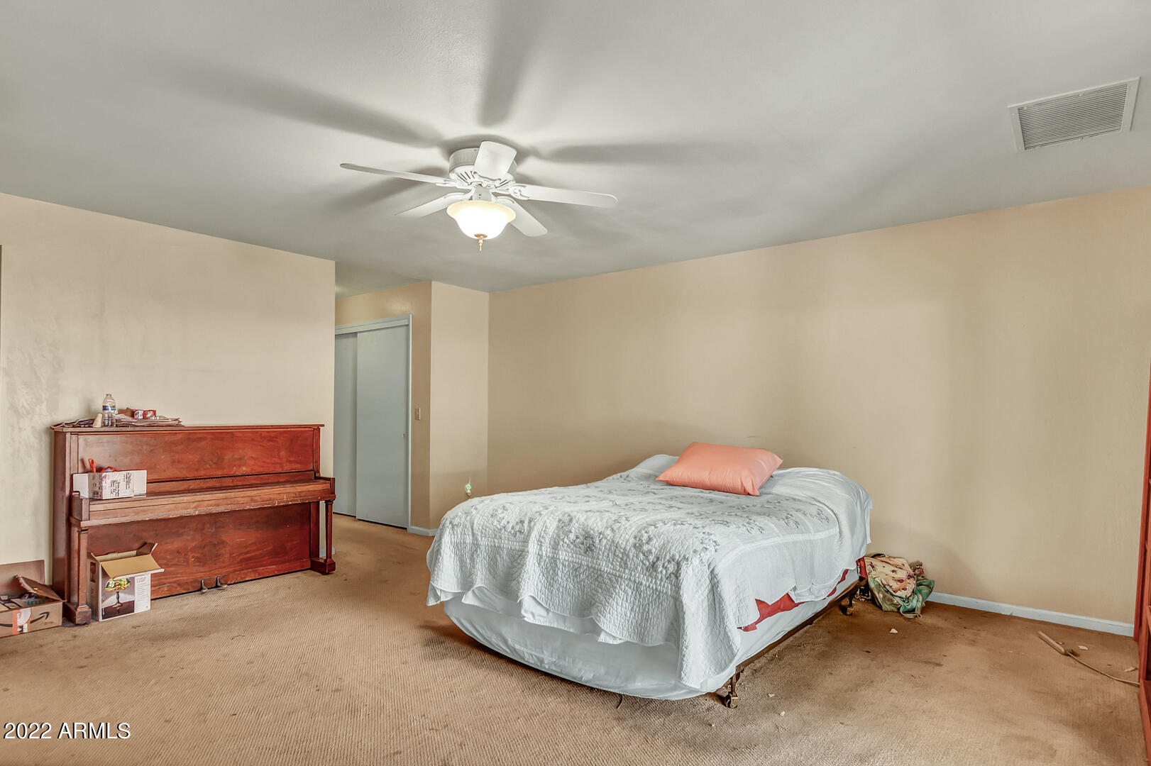 114 East Calavar Road Phoenix, AZ 85022 - Photo 21 of 39 21-Calavar