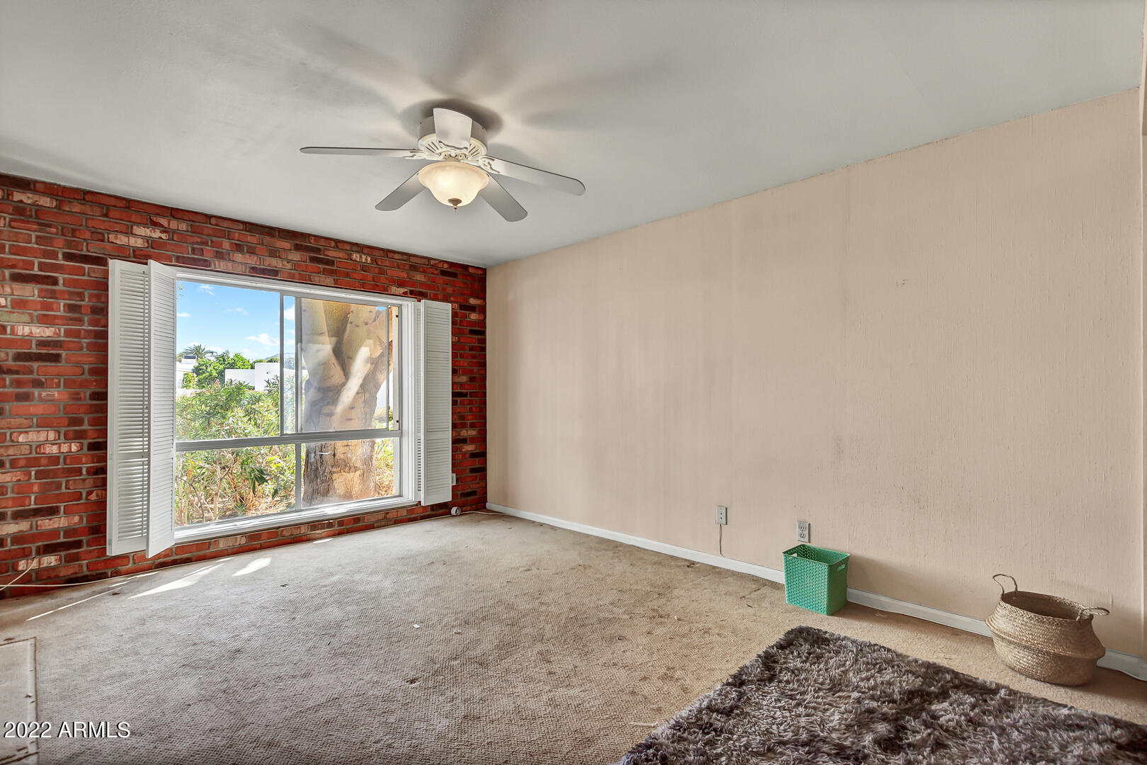 114 East Calavar Road Phoenix, AZ 85022 - Photo 24 of 39 24-Calavar