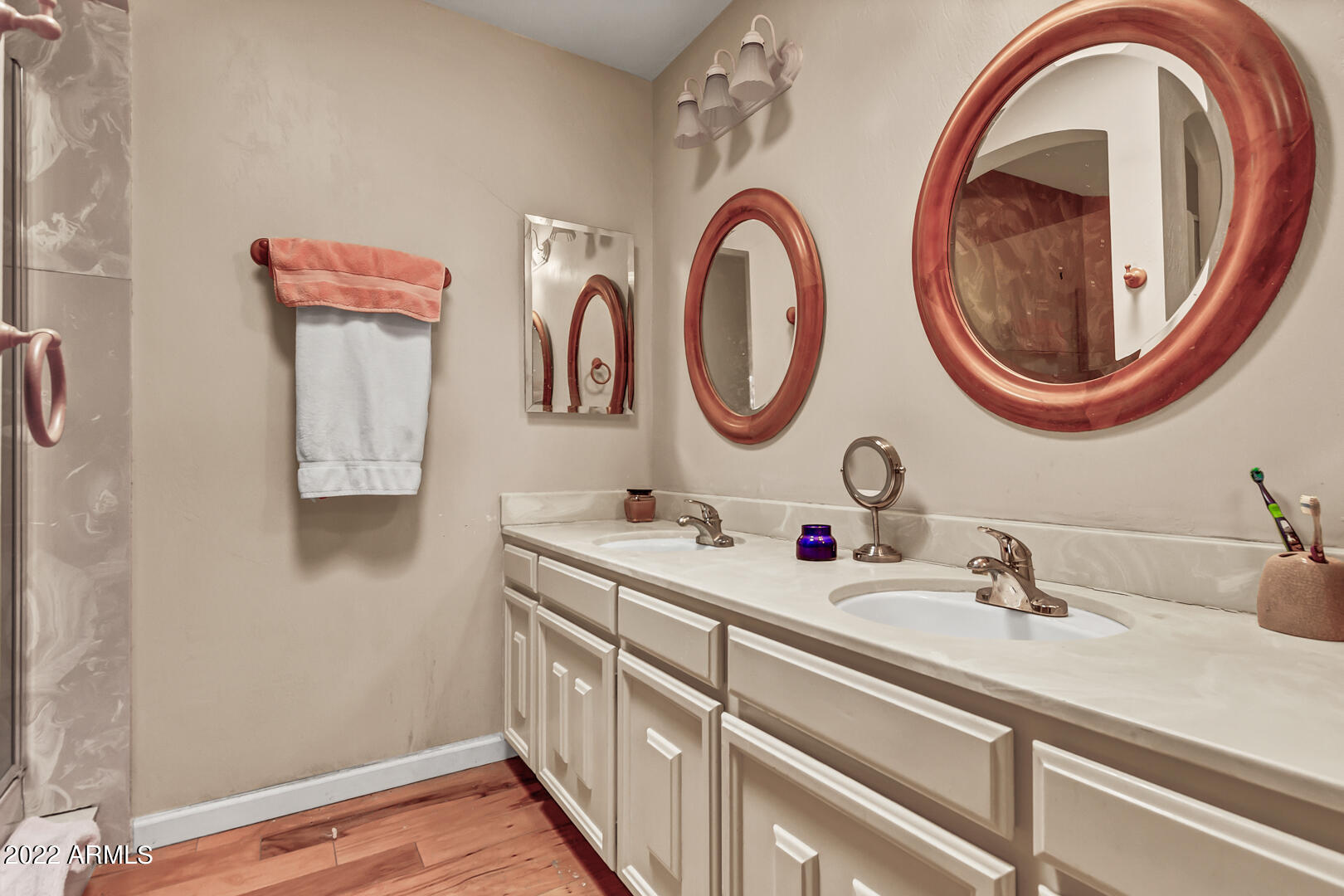 114 East Calavar Road Phoenix, AZ 85022 - Photo 26 of 39 26-Calavar