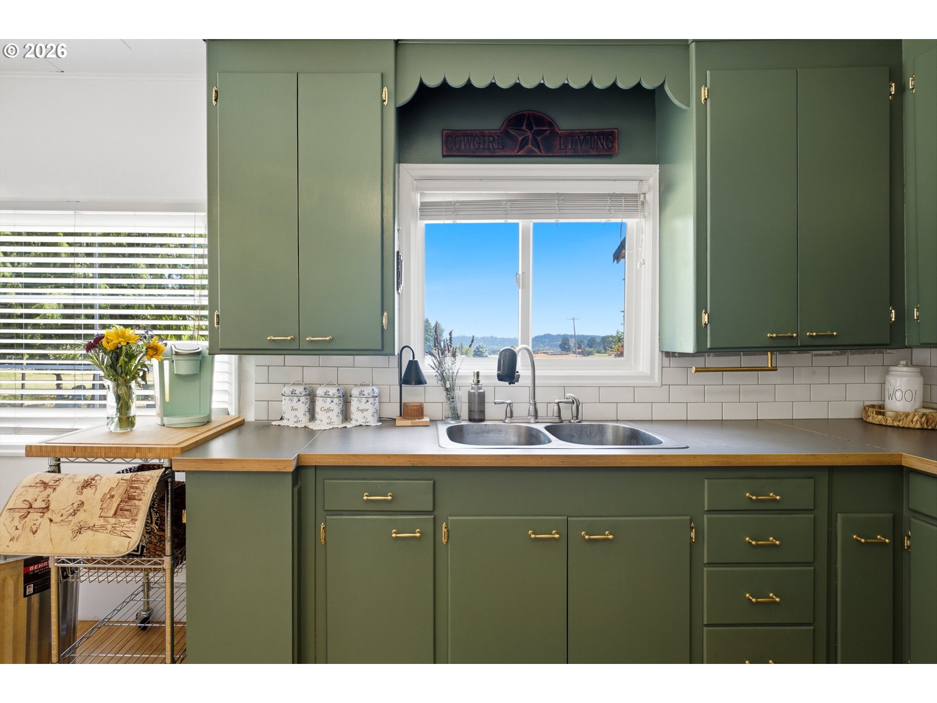 45649 Southwest Plumlee Road Forest Grove, OR 97116 - Photo 25 of 48 Kitchen