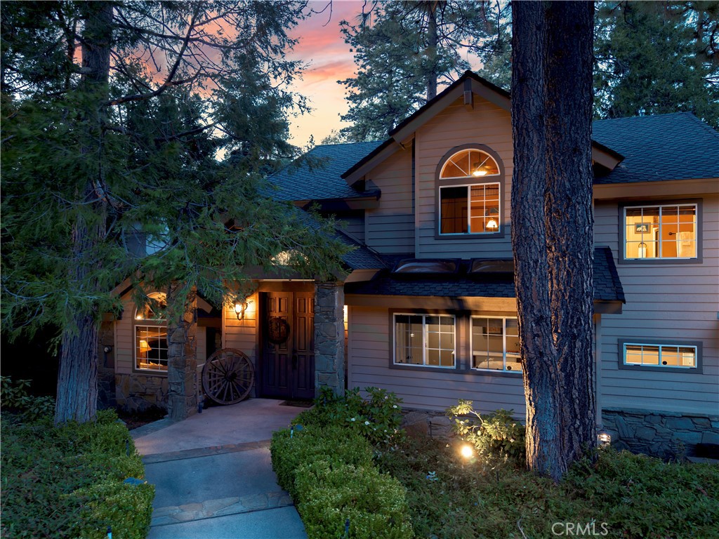 355 Cedar Ridge Drive Lake Arrowhead, CA 92352 - Photo 54 of 64 Nice lighting to front door!!!