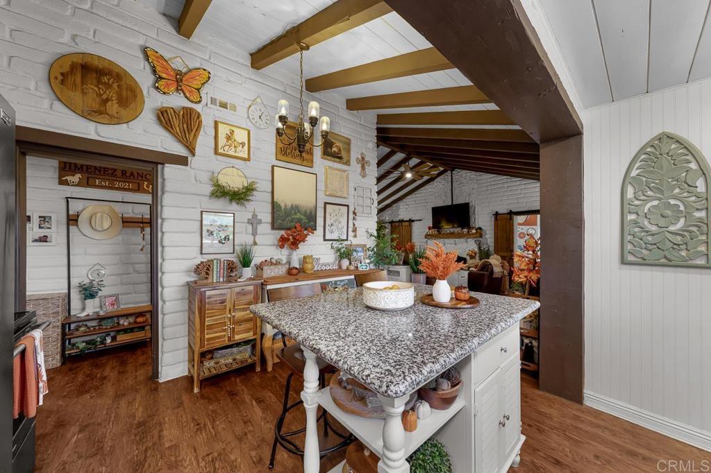 1356 South Grade Road Alpine, CA 91901 - Photo 11 of 68