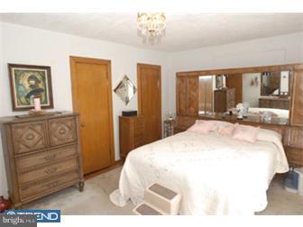 225 West Knowlton Road Aston, PA 19014 - Photo 7 of 12 Bedroom - Main