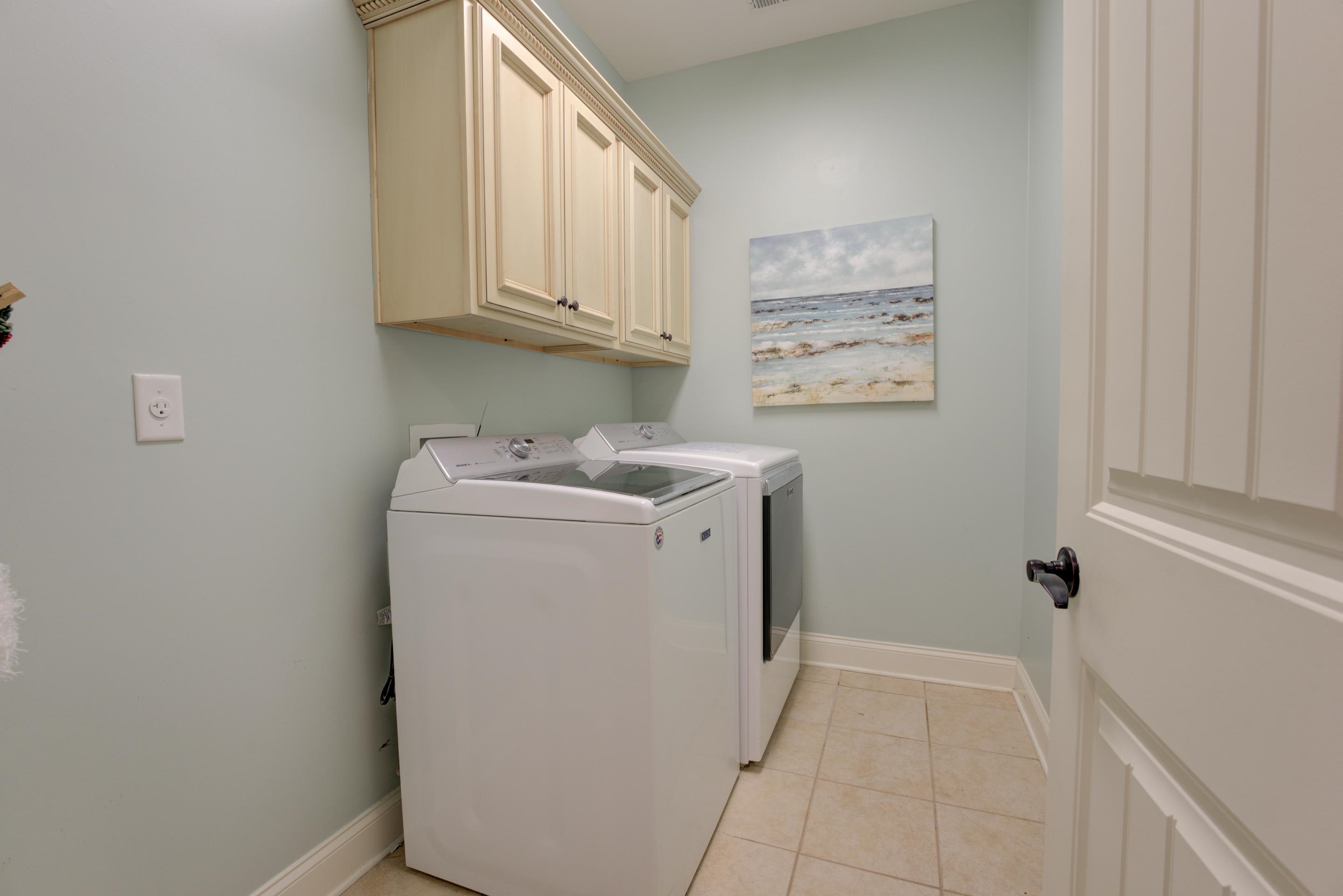 389 West Tarren Mill Circle Collierville, TN 38017 - Photo 18 of 22 a utility room with dryer and washer