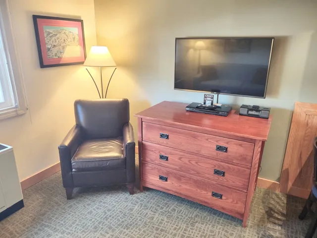 $145,000 | 228 East Mountain Road, Unit L GRAND HOTEL 149/151IV (WITHERS), Killington, VT 05751