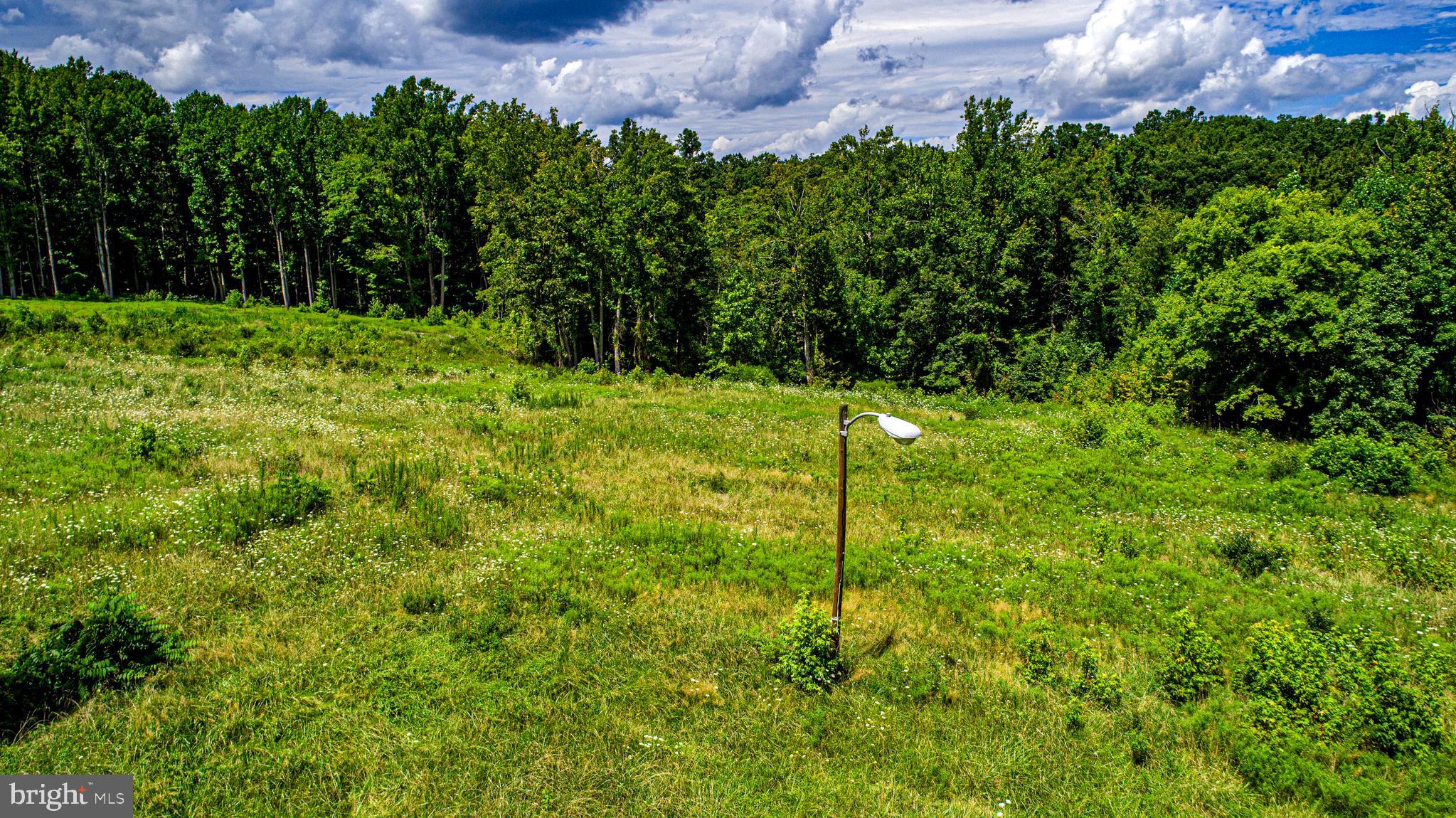 2912 Philadelphia Road Abingdon, MD 21009 - Photo 12 of 13 a view of an outdoor space and a yard