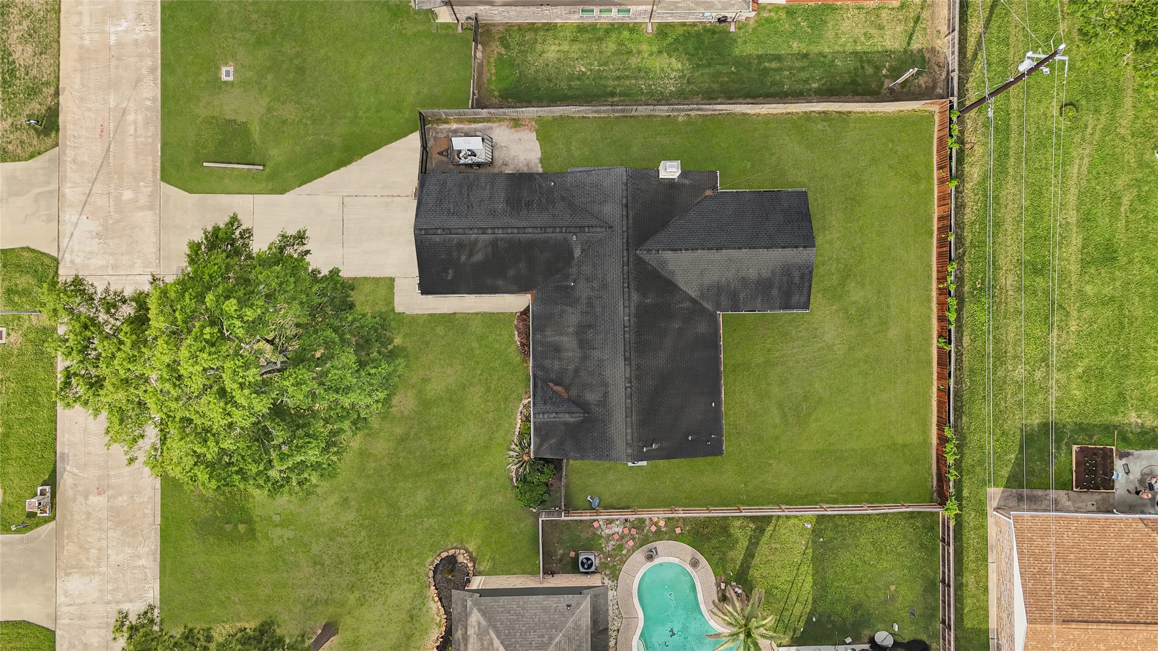 9611 Pinehurst Street Baytown, TX 77521 - Photo 34 of 37
