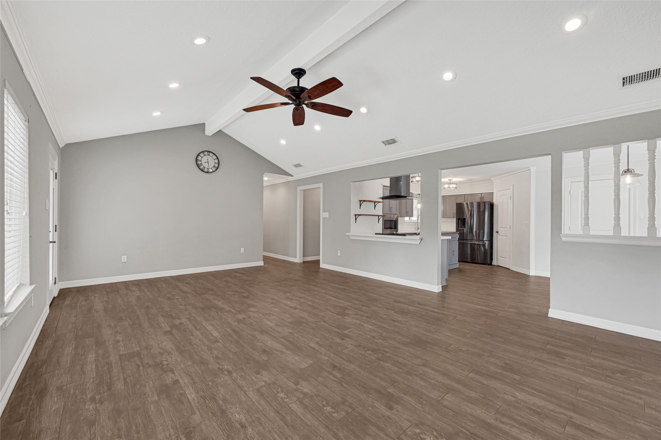 9611 Pinehurst Street Baytown, TX 77521 - Photo 8 of 37