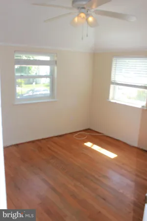 $3,000 | 3313 6th Street South, Arlington, VA 22204
