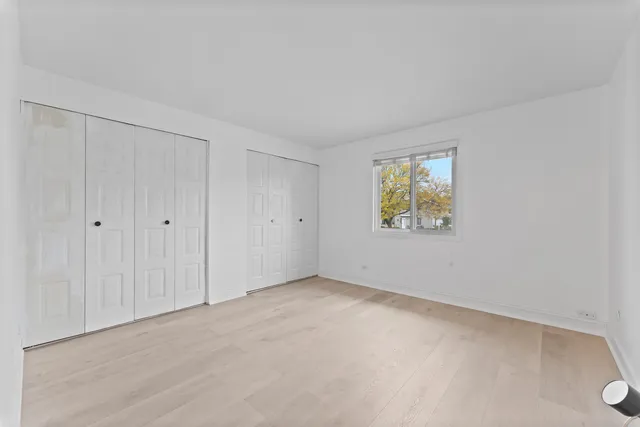 $245,000 | 195 Duxbury Court, Unit D, Bloomingdale, IL 60108