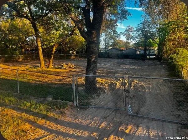 $69,900 | 369 Gateway Drive, Poteet, TX 78065