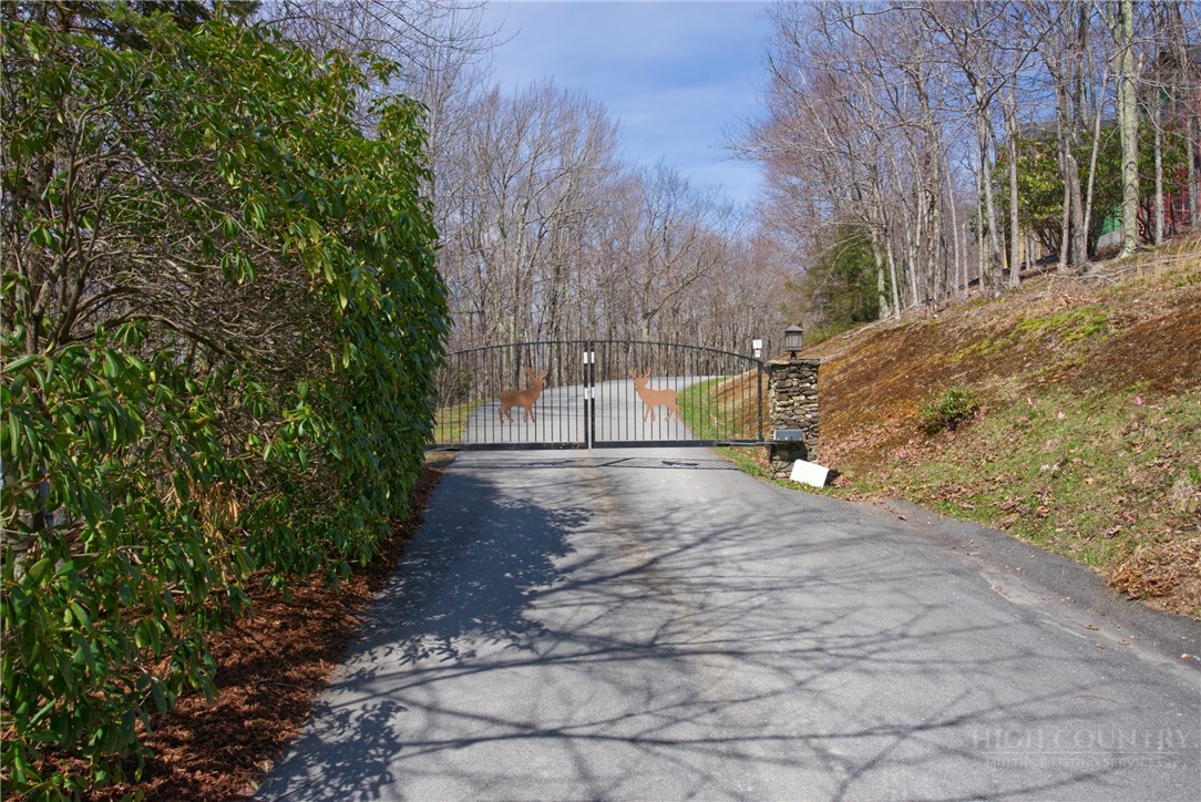 230 Twin Ponds Road Banner Elk, NC 28604 - Photo 40 of 48