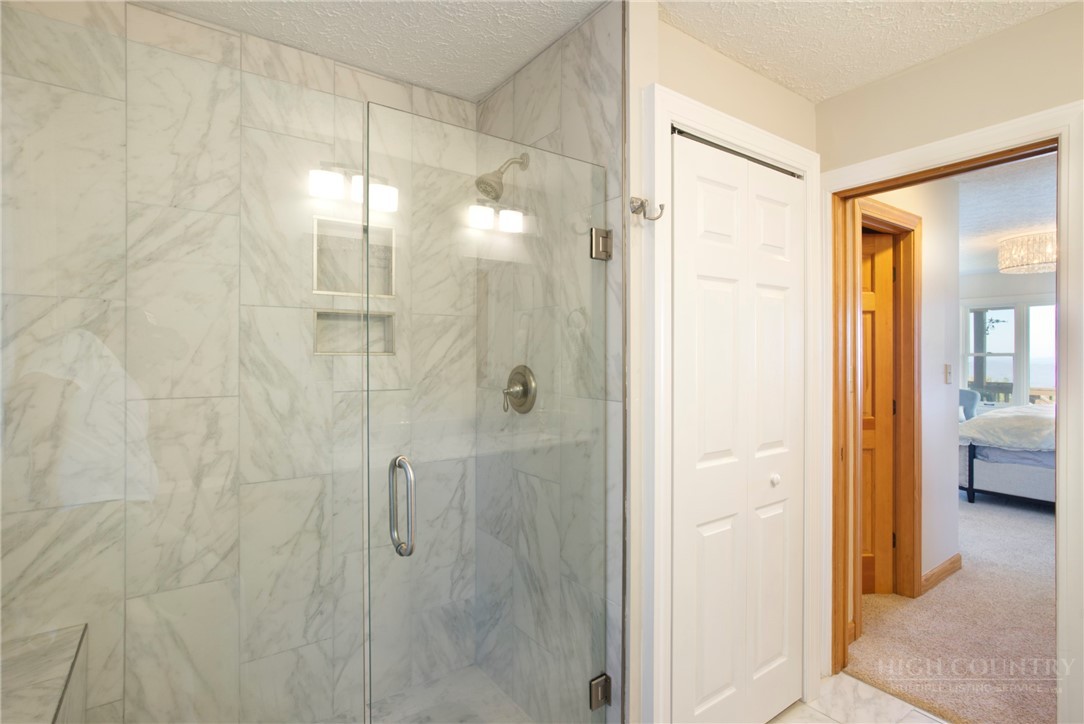 230 Twin Ponds Road Banner Elk, NC 28604 - Photo 10 of 48