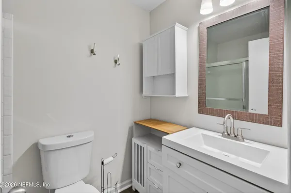 $2,000 | 7701 Baymeadows Circle West, Unit 1052, Jacksonville, FL 32256