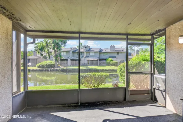 $2,000 | 7701 Baymeadows Circle West, Unit 1052, Jacksonville, FL 32256