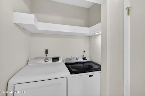 $2,000 | 7701 Baymeadows Circle West, Unit 1052, Jacksonville, FL 32256