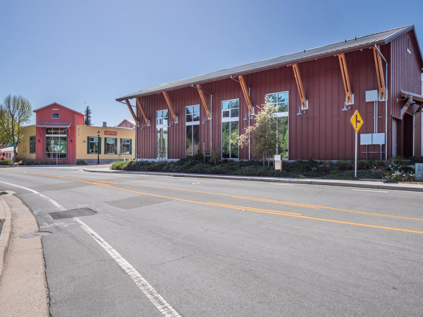 237 Siesta Drive Aptos, CA 95003 - Photo 43 of 43 a front view of building with cars parked
