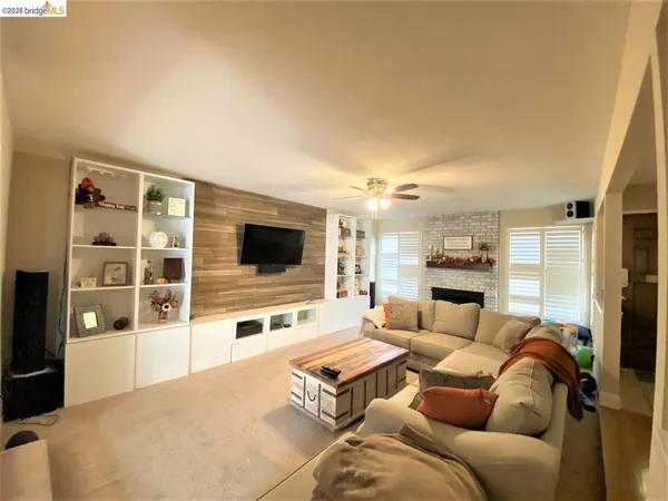 $3,700 | 235 Donegal Way, Martinez, CA 94553