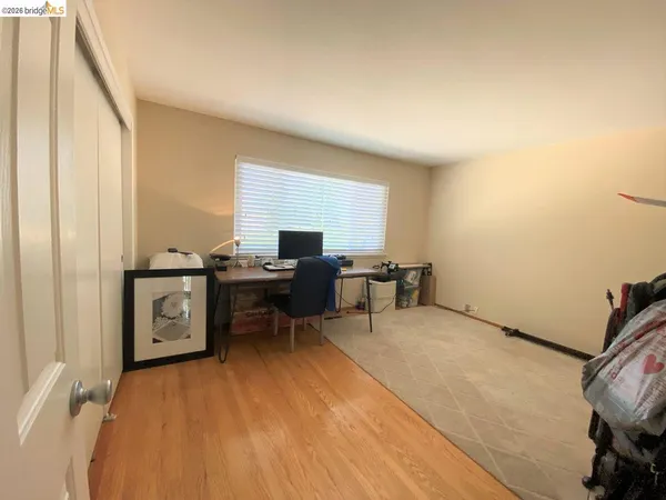 $3,700 | 235 Donegal Way, Martinez, CA 94553