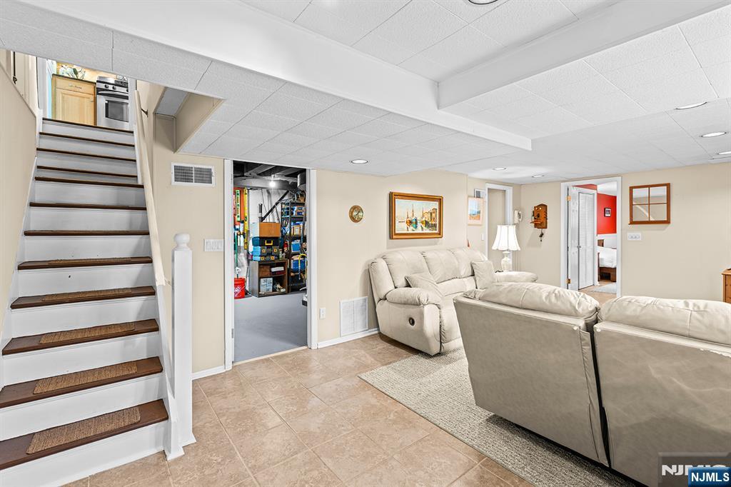 226 Mulberry Place Ridgewood, NJ 07450 - Photo 28 of 46