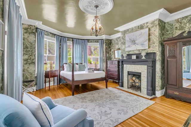 $3,150,000 | 184 Ashley Avenue, Charleston, SC 29403