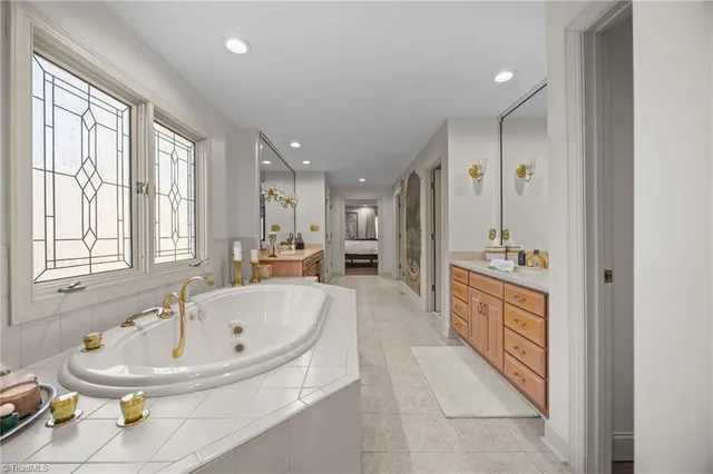 $834,900 | 6955 Harlow Drive, High Point, NC 27263