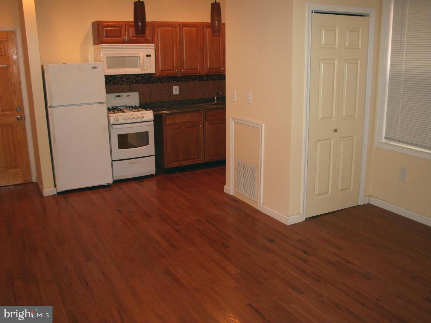1615 12th Street Northwest, Unit 4 Washington, DC 20009 - Photo 7 of 11