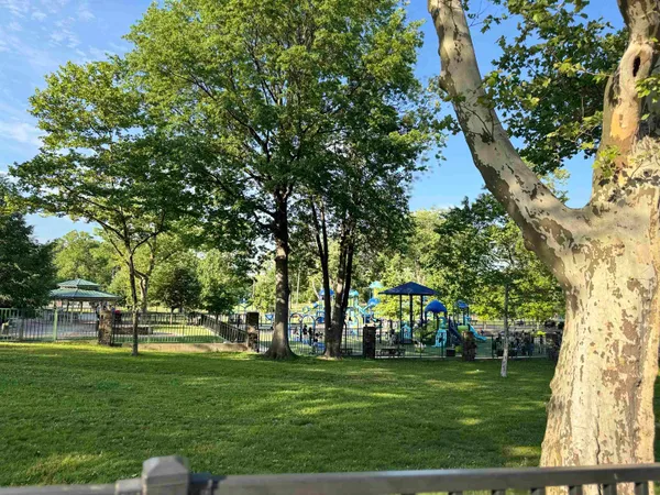 $1,150 | 325 79th Street, Unit 26, North Bergen, NJ 07047