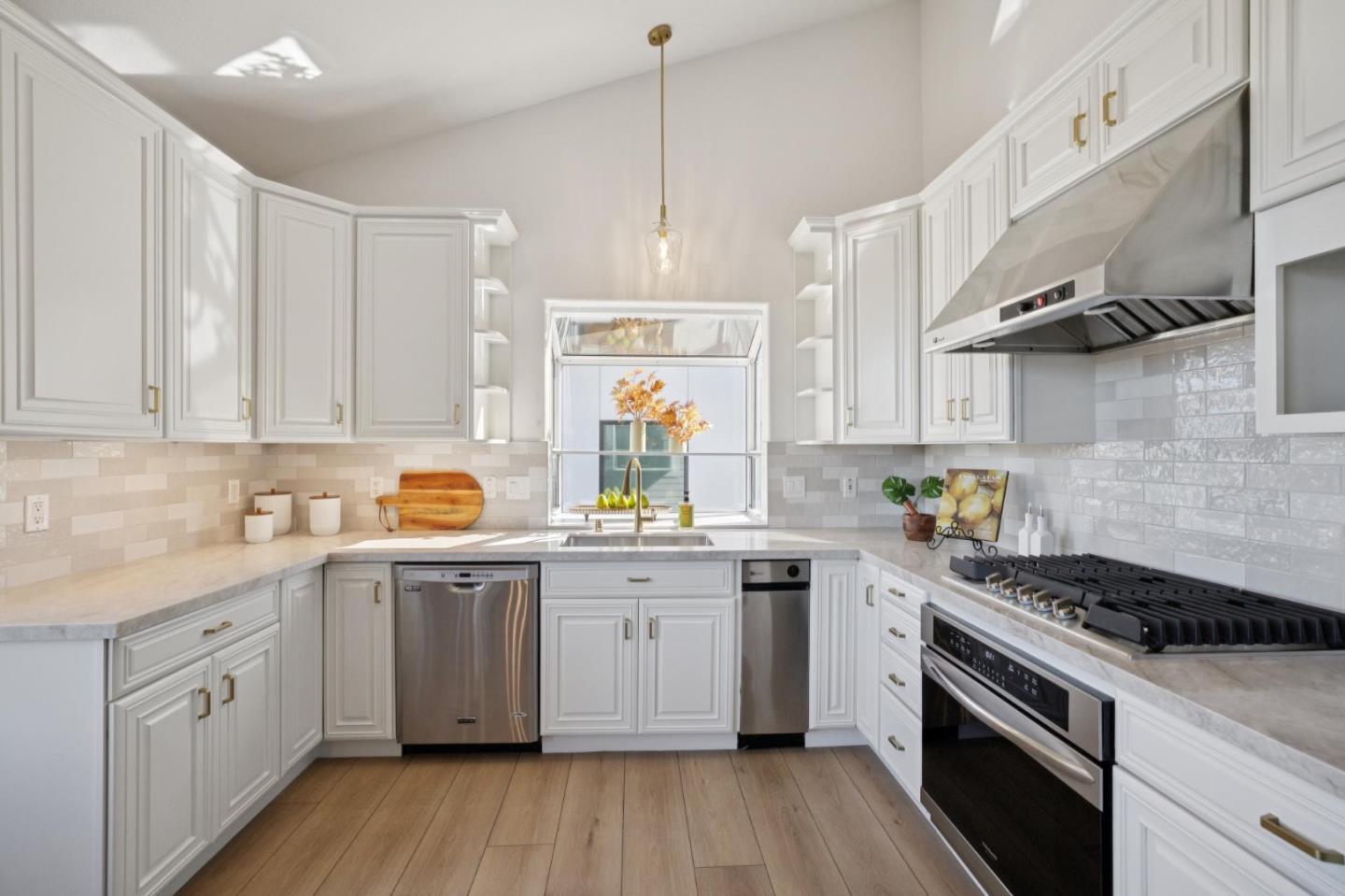 61 Ralston Ranch Road Belmont, CA 94002 - Photo 24 of 72 Gallery Image 24