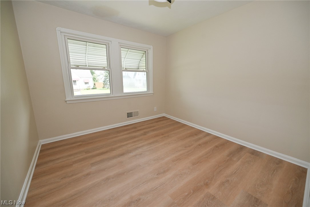 10715 Windham Road Parma, OH 44130 - Photo 16 of 28