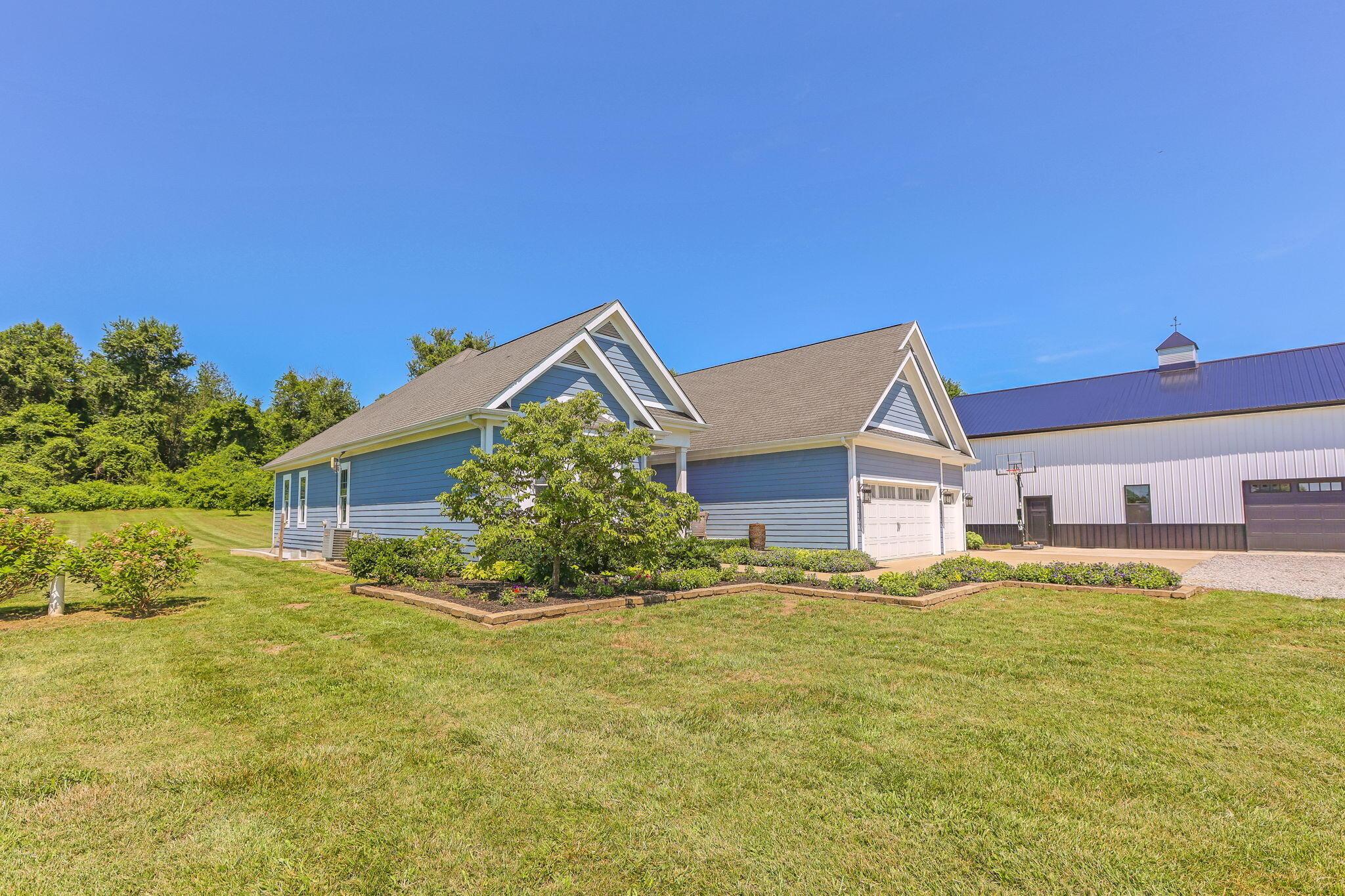 11925 Lockbourne Eastern Road Ashville, OH 43103 - Photo 4 of 106 3-web-or-mls-G02A2982