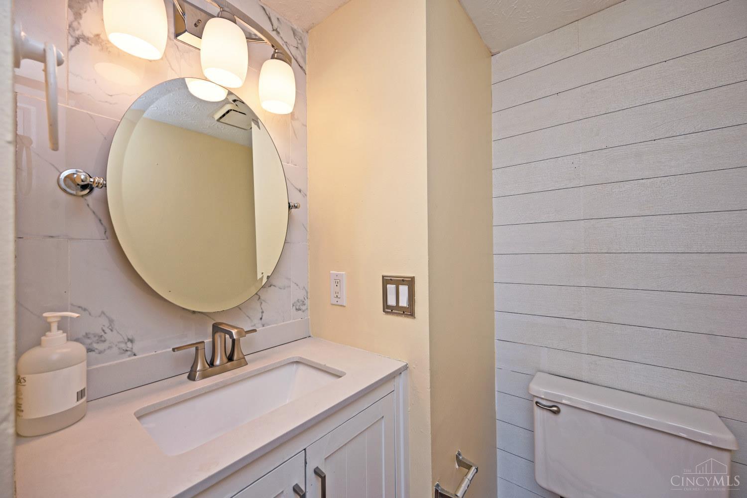 7853 West Chester Road West Chester, OH 45069 - Photo 19 of 54 Updated half bath on 1st floor.