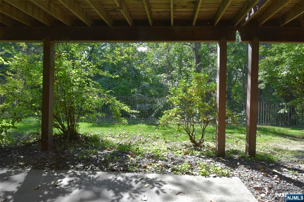 397 Green Mountain Road Mahwah, NJ 07430 - Photo 39 of 40 Gallery Image 39