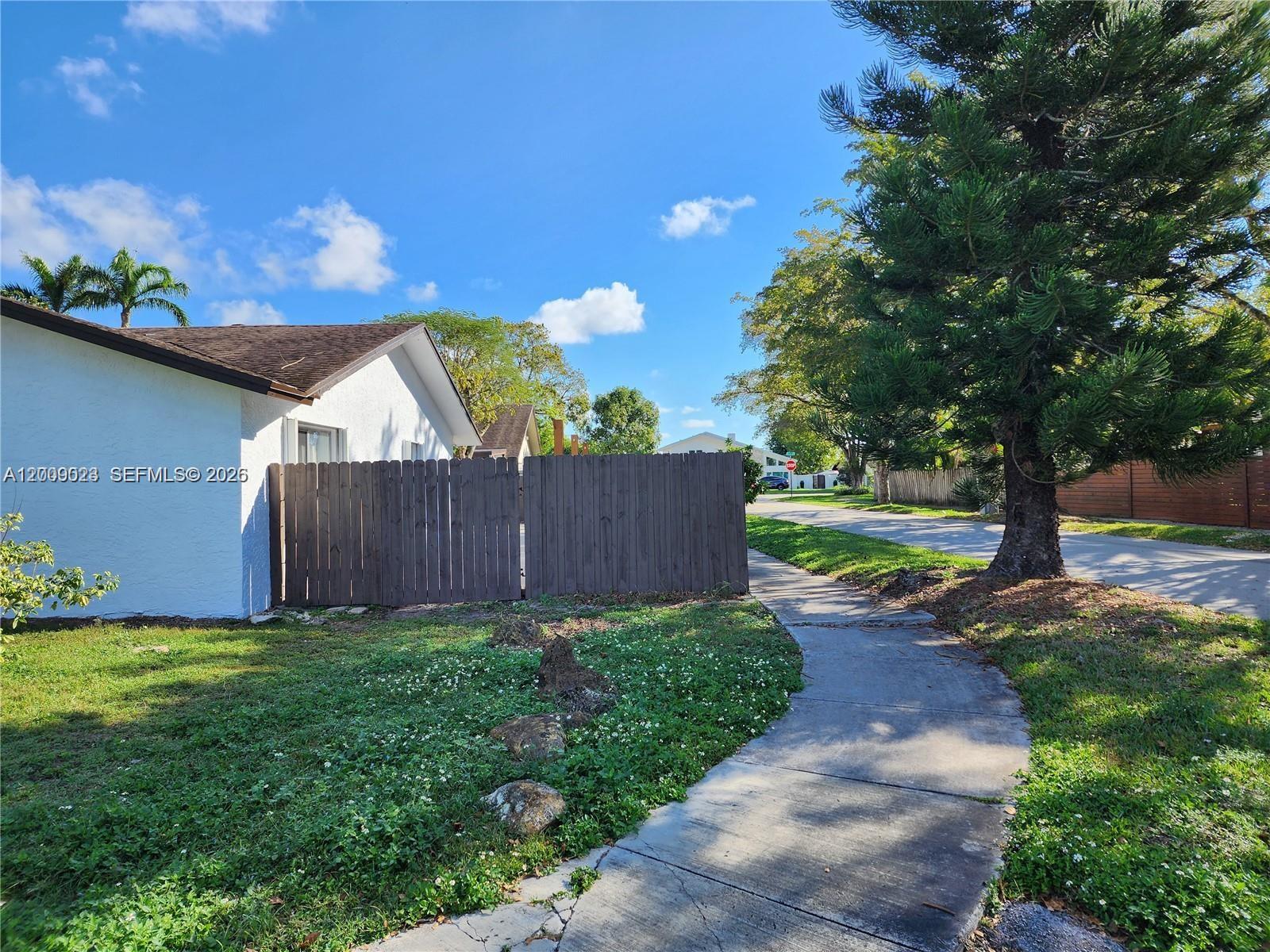 9825 Southwest 132nd Court Miami, FL 33186 - Photo 2 of 29