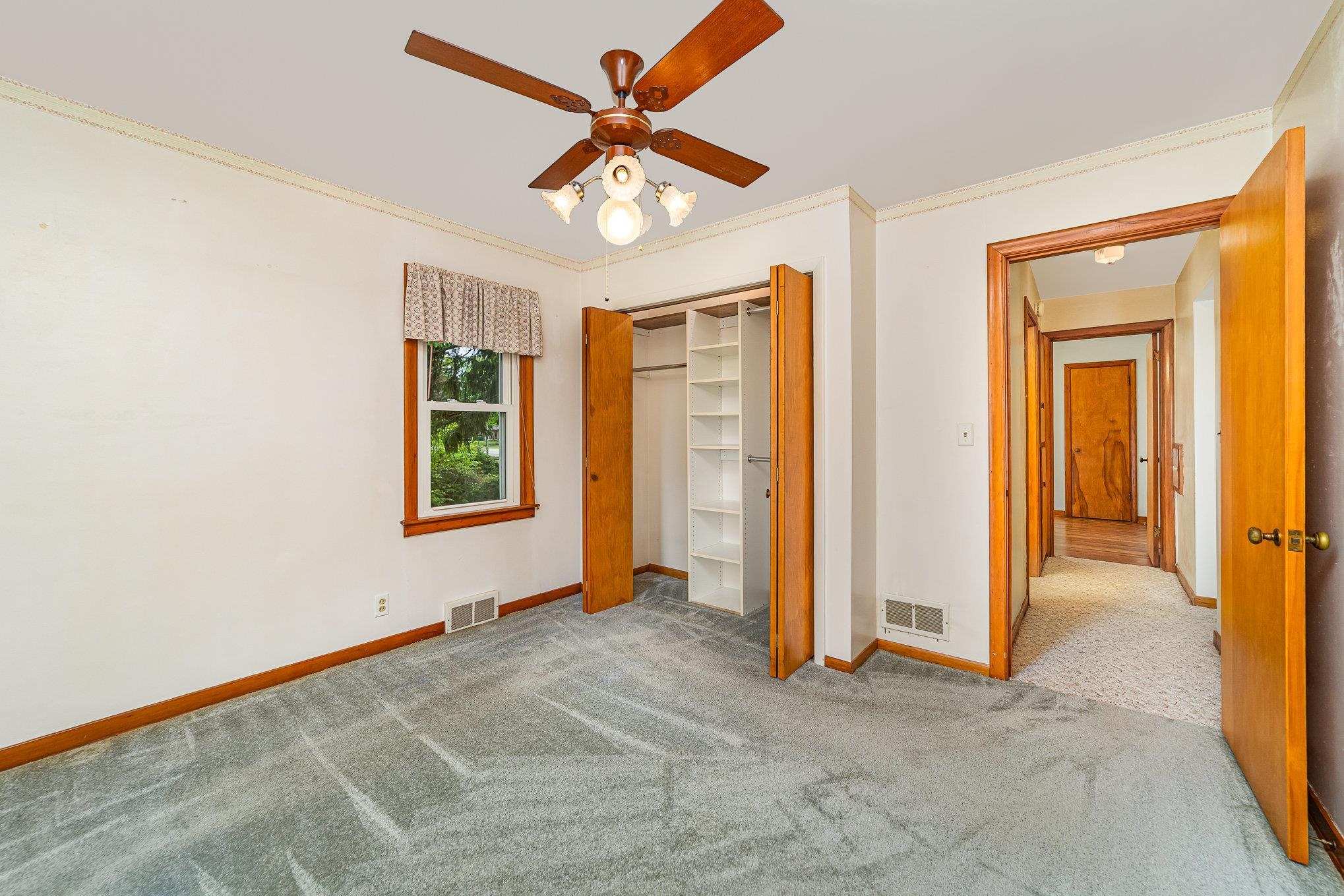 1725 Midland Road Bay City, MI 48706 - Photo 10 of 40 Gallery Image 10