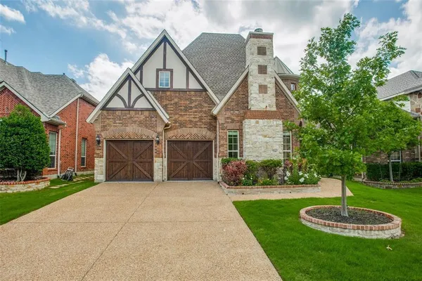 $3,800 | 216 Florence Drive, Lewisville, TX 75056