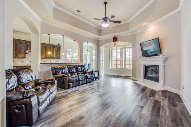 $3,800 | 216 Florence Drive, Lewisville, TX 75056