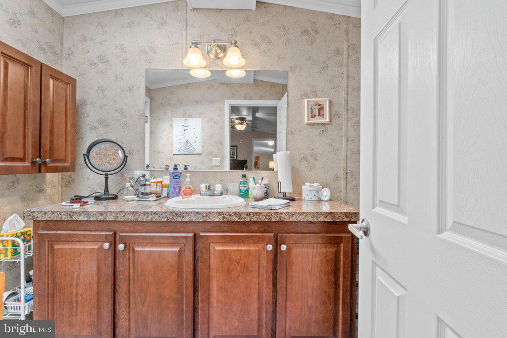 4305 Ridge Drive Mount Airy, MD 21771 - Photo 19 of 24 Gallery Image 19