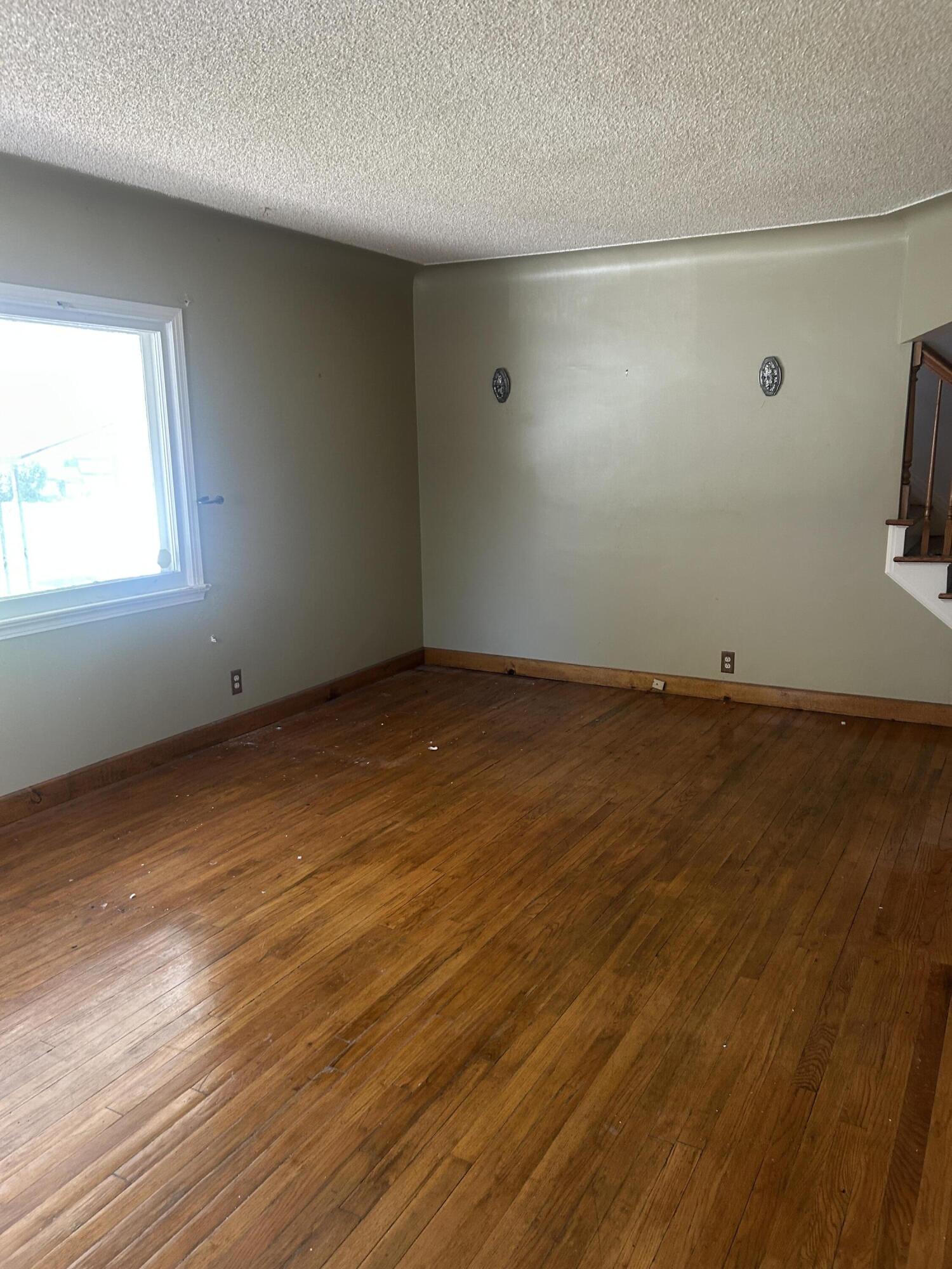 8105 Toepfer Road Warren, MI 48089 - Photo 16 of 21 IMG_5824