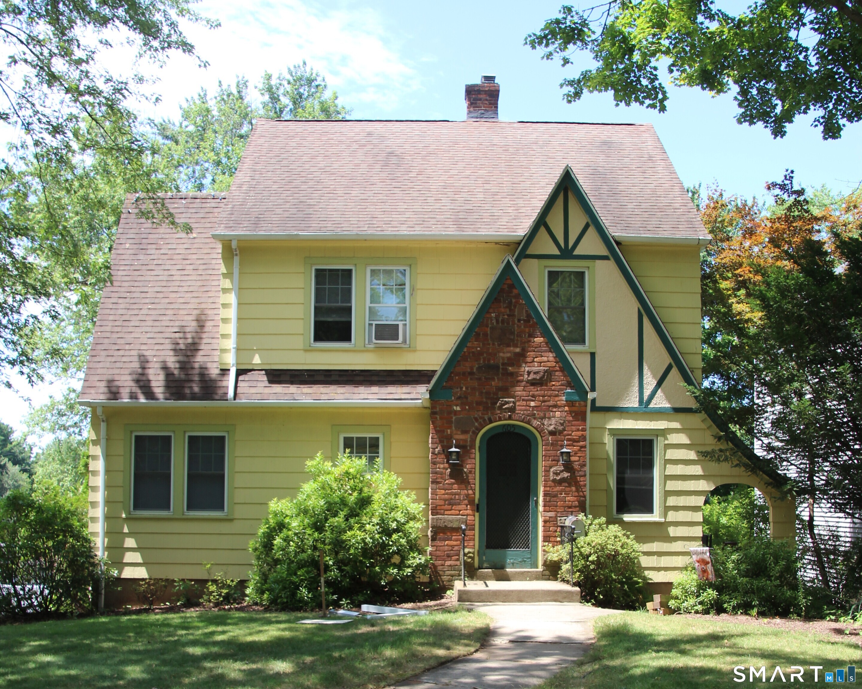 605 Wolcott Hill Road Wethersfield, CT 06109 - Photo 2 of 39