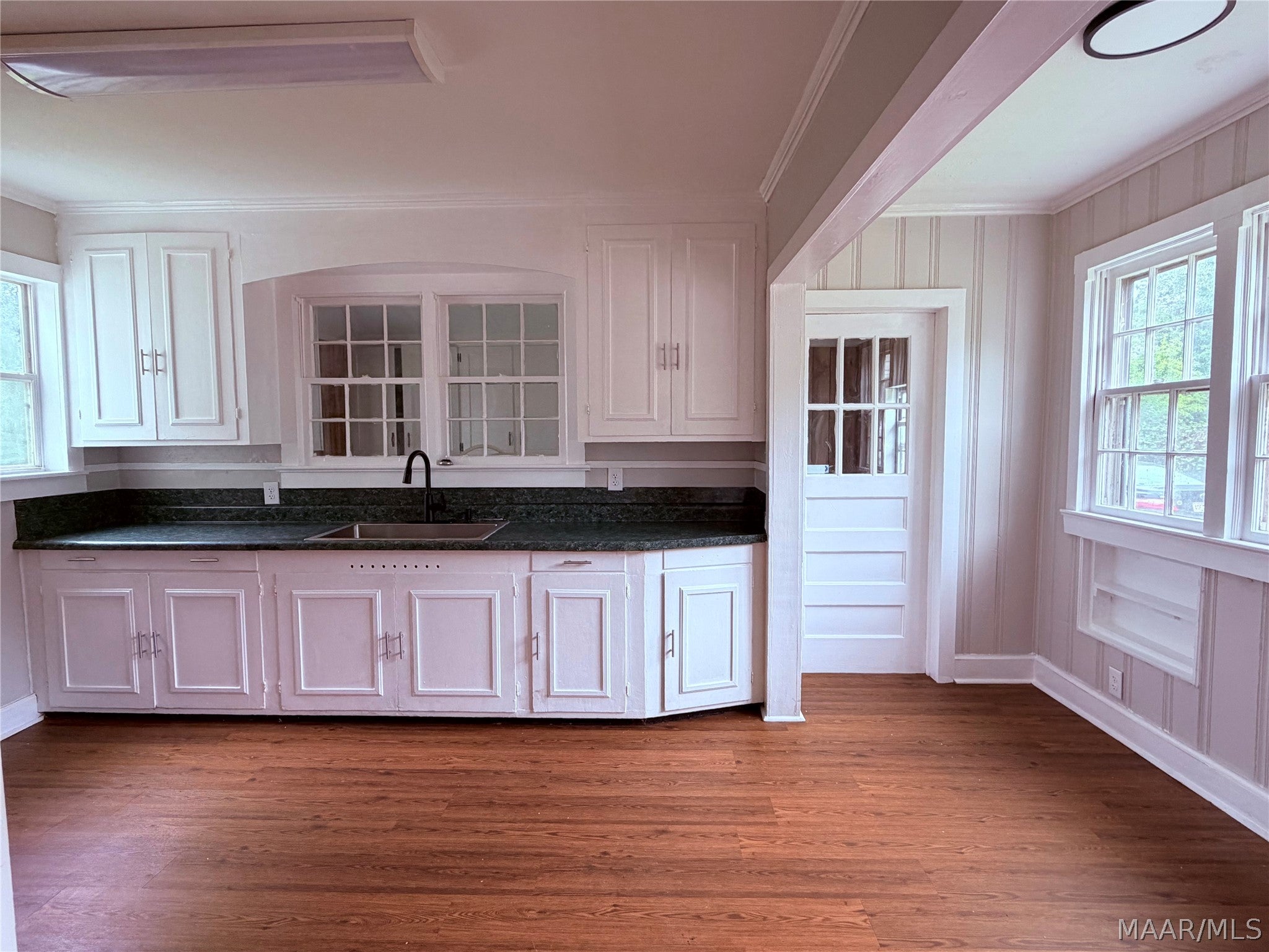 Gallery Image 7
