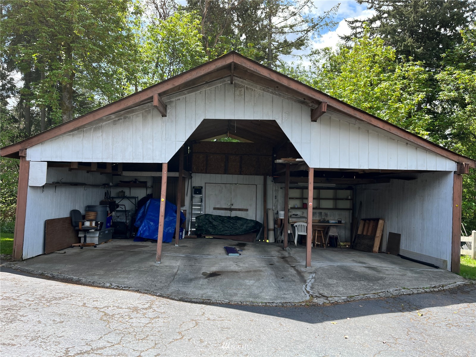 819 Sheridan Road Bremerton, WA 98310 - Photo 39 of 40 a front view of a house with a yard