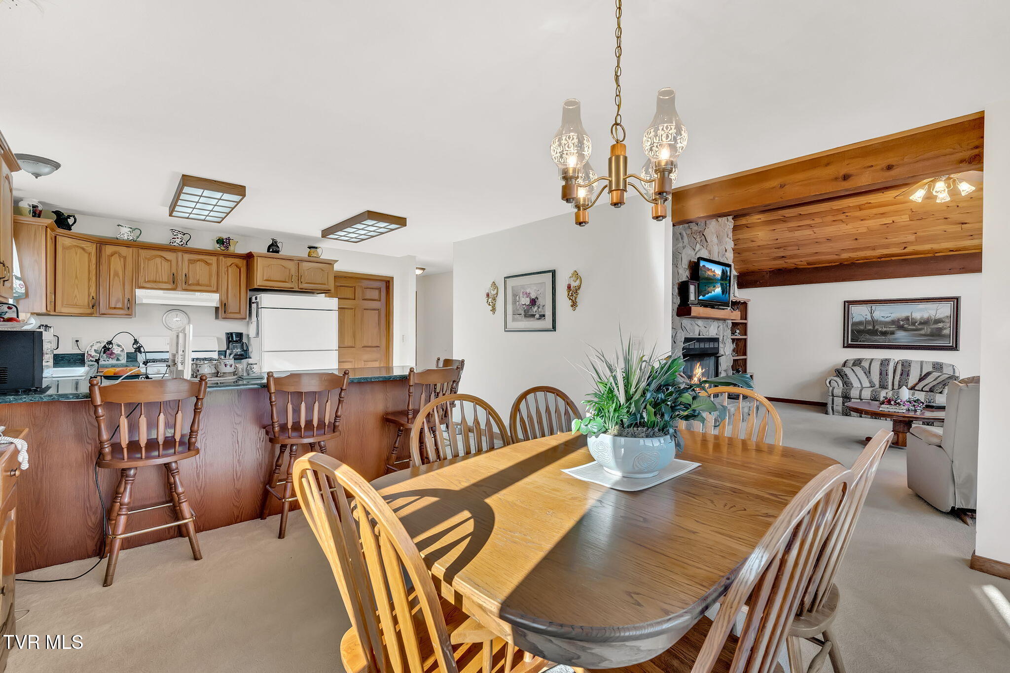 2480 Gap Mountain Road Greeneville, TN 37745 - Photo 8 of 67 27-web-or-mls-JH 20250116-085