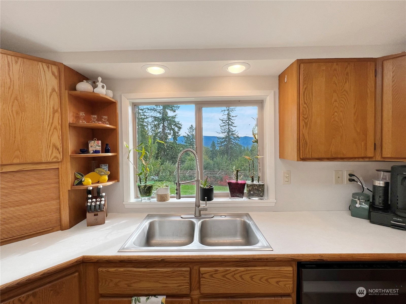 521 Maranatha Road Kelso, WA 98626 - Photo 10 of 40 Gallery Image 10