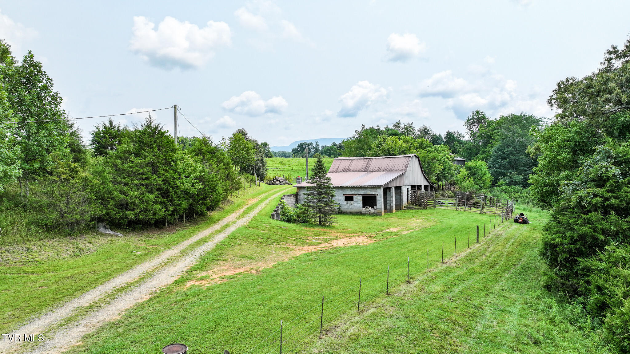2130 Old Jonesboro Road Chuckey, TN 37641 - Photo 62 of 102 65