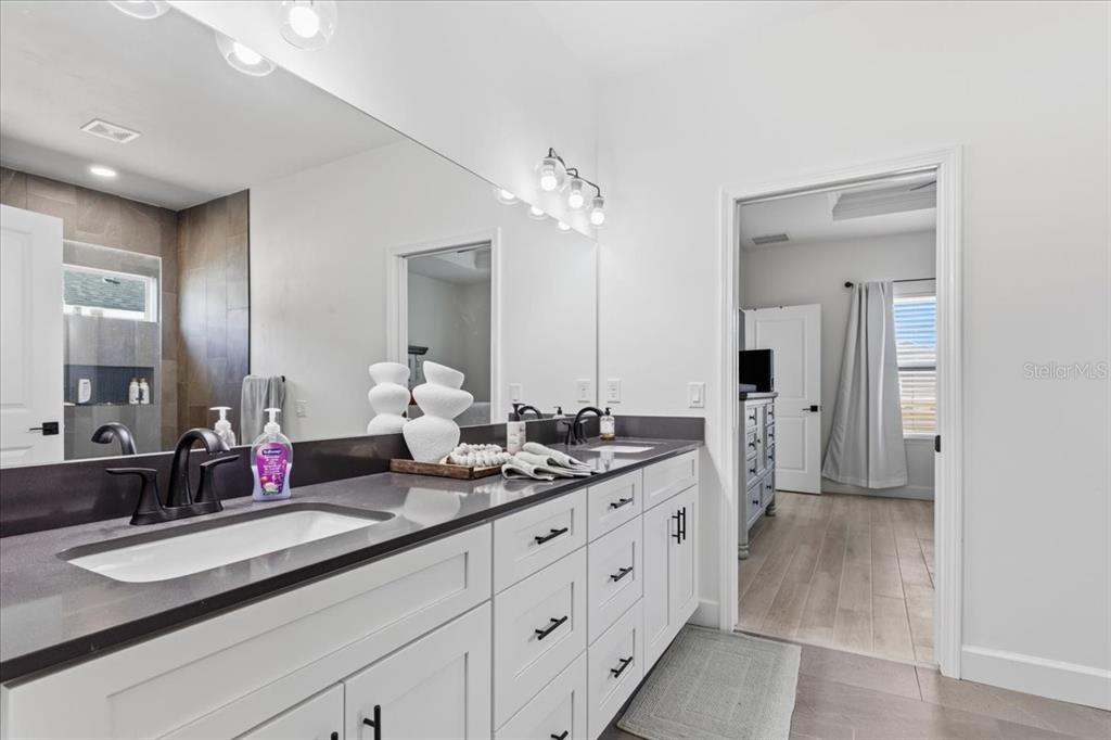 1054 Southwest 67th Street Gainesville, FL 32607 - Photo 20 of 37