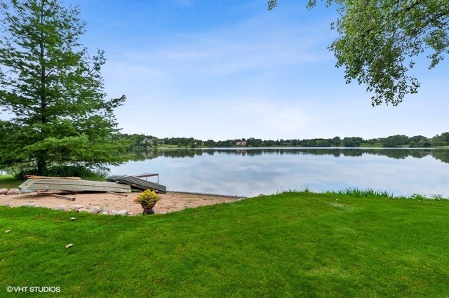 90 Hawthorne Road Barrington Hills, IL 60010 - Photo 14 of 73 Gallery Image 14